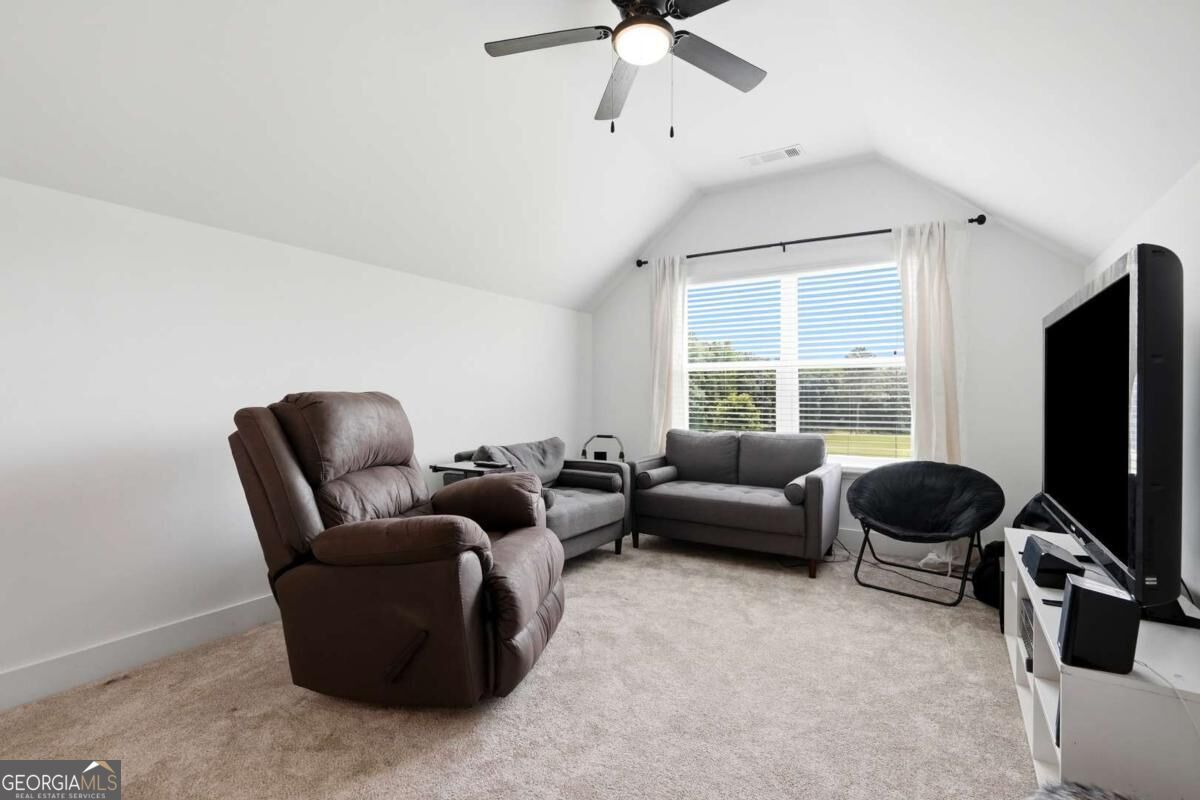 2049 Chestnut Oak Trail