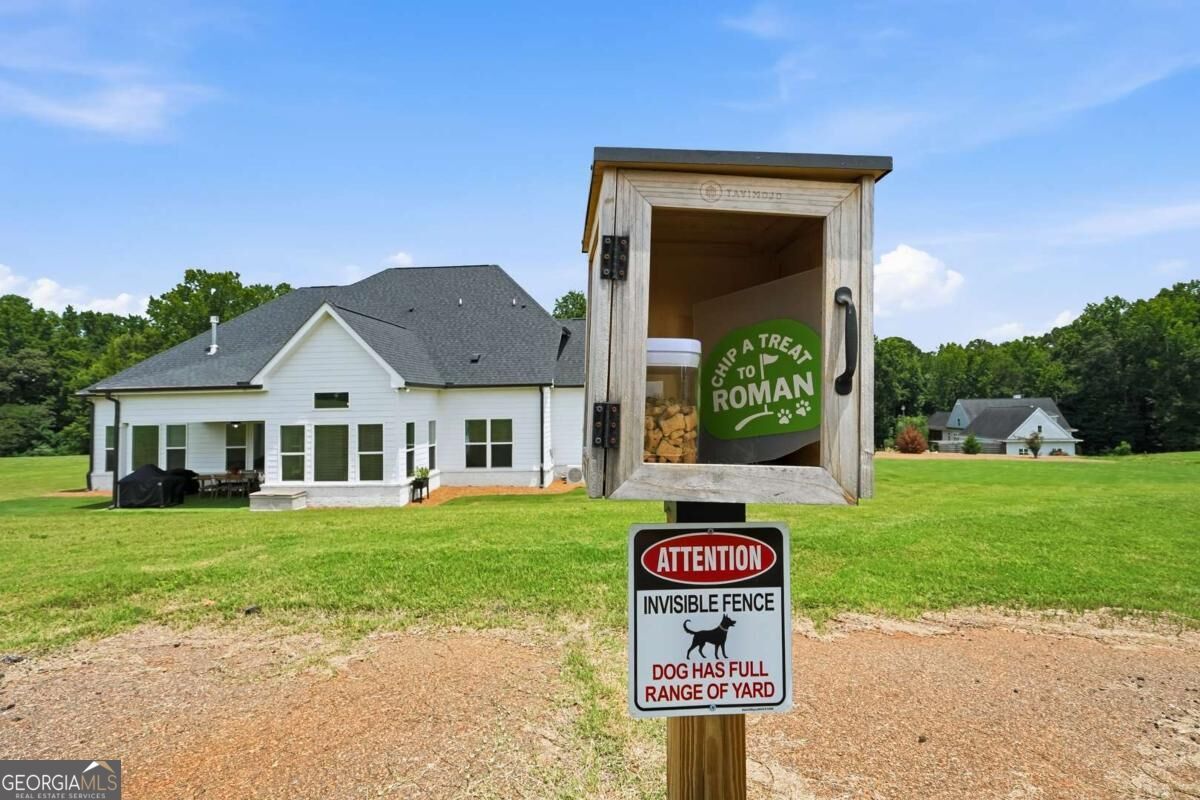 2049 Chestnut Oak Trail