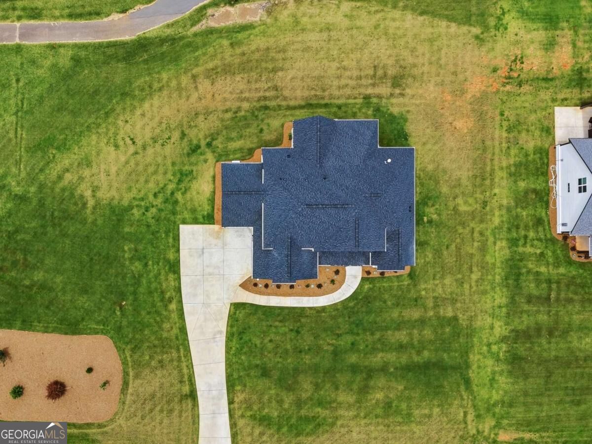 2049 Chestnut Oak Trail