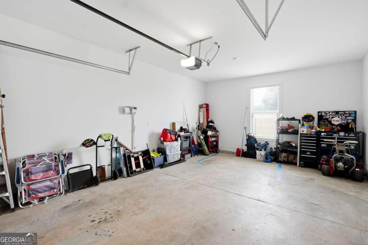 2049 Chestnut Oak Trail