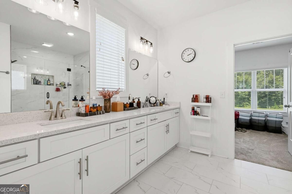 2049 Chestnut Oak Trail