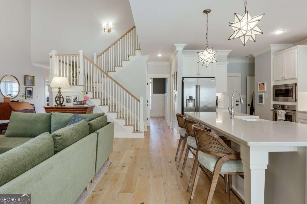 1554 Morningside Way