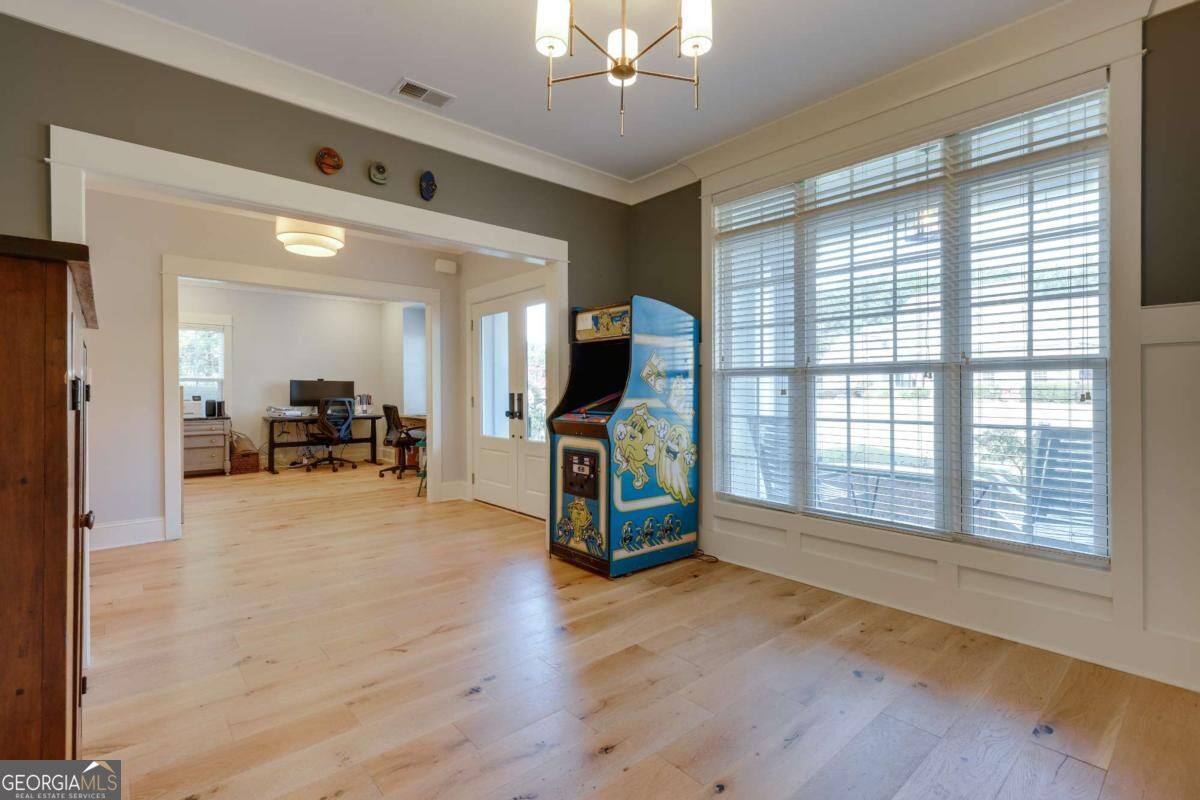 1554 Morningside Way