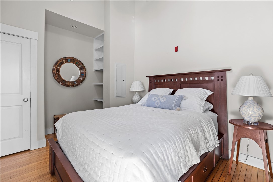 426 Spring Street 203