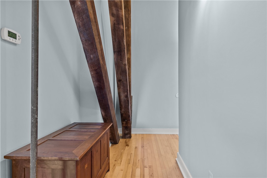 426 Spring Street 203