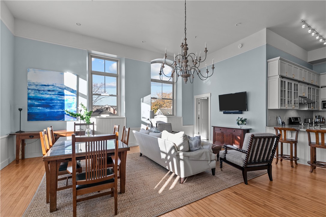 426 Spring Street 203