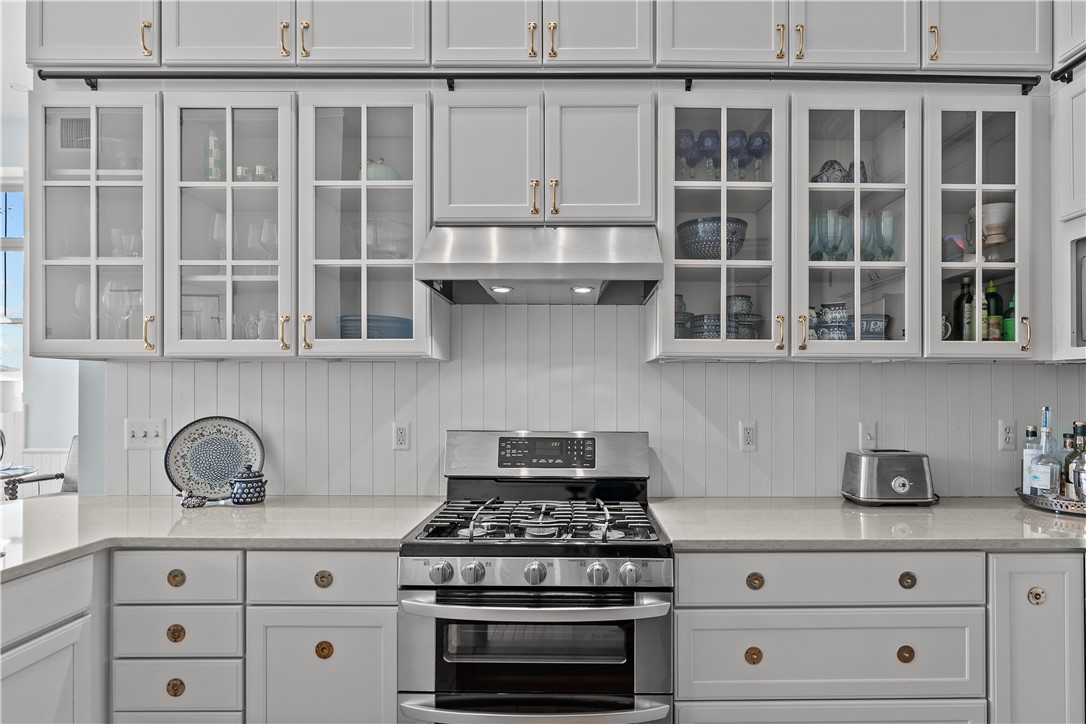 426 Spring Street 203