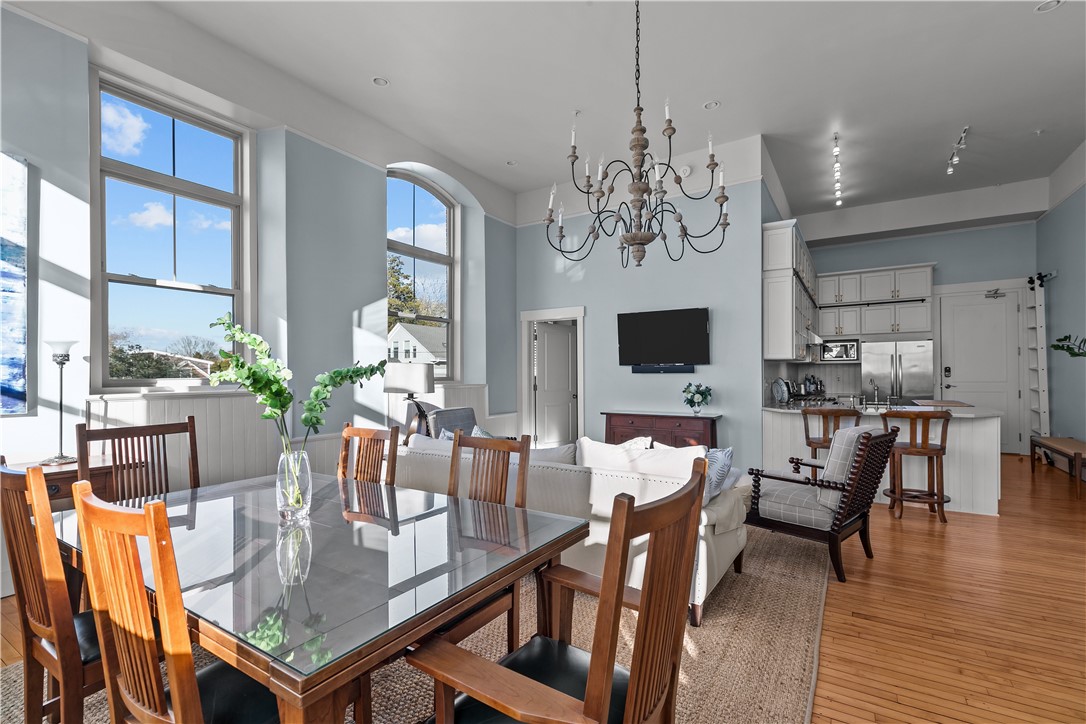 426 Spring Street 203