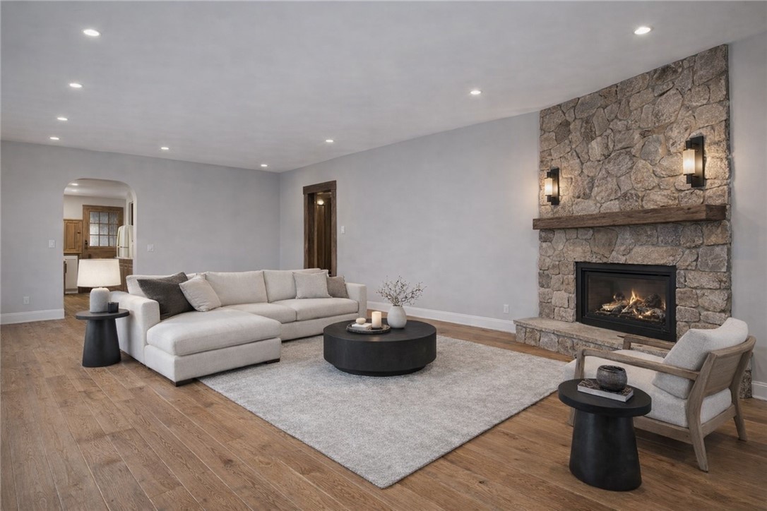 26 Chardon Drive
