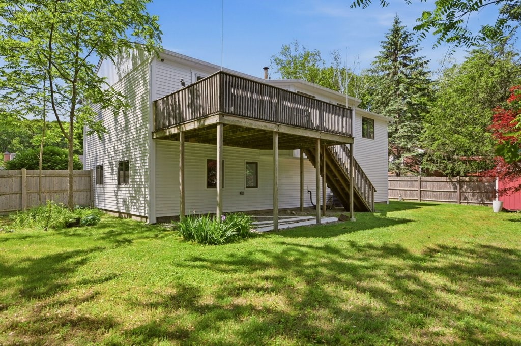 7 Friar Tuck Road
