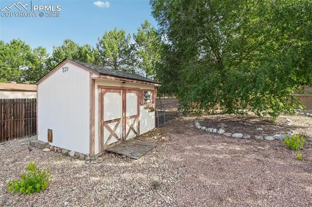 2460 Dunwood Court