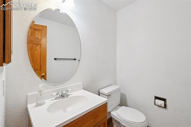 2460 Dunwood Court