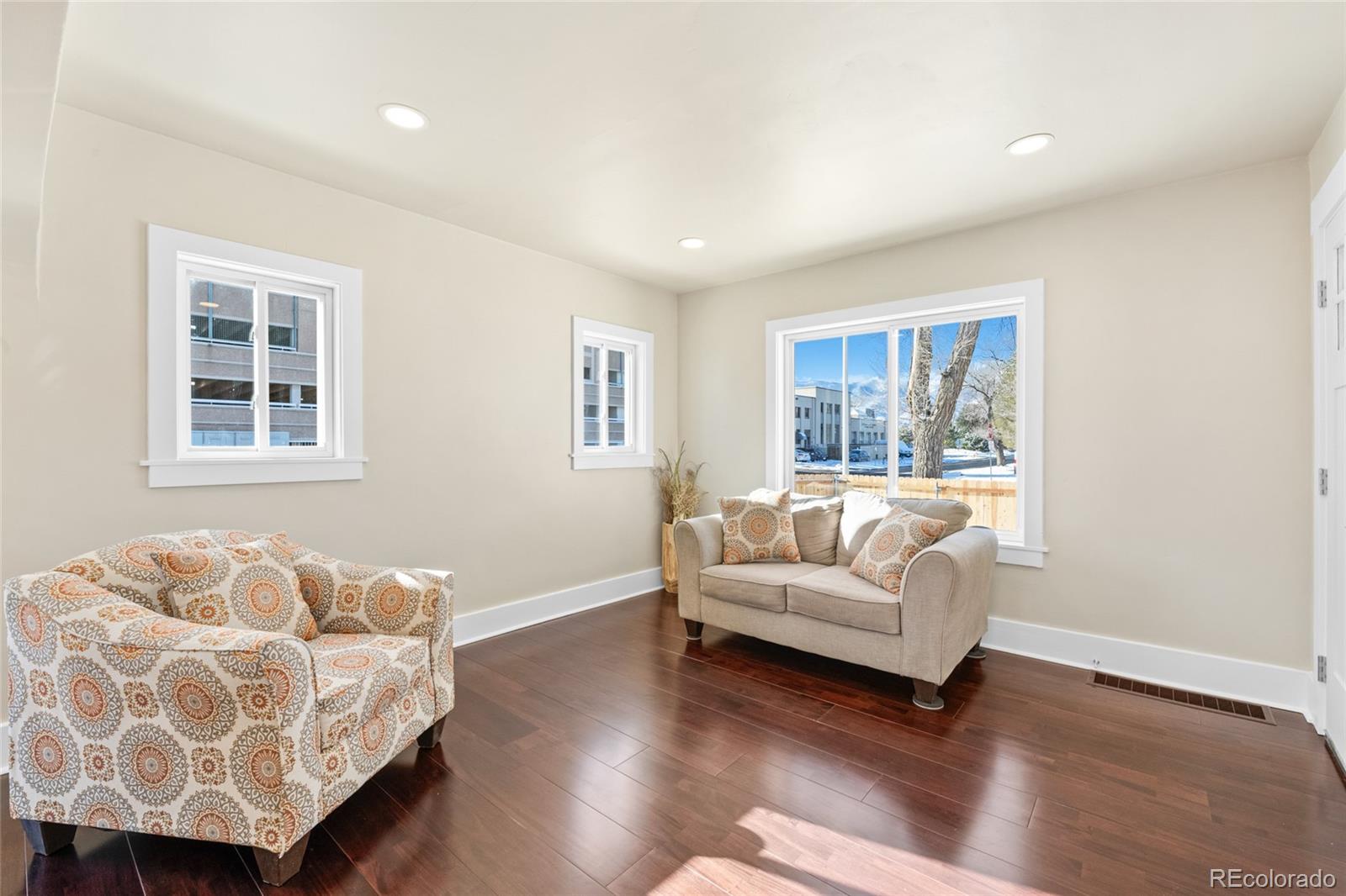 2401 N Tejon Street