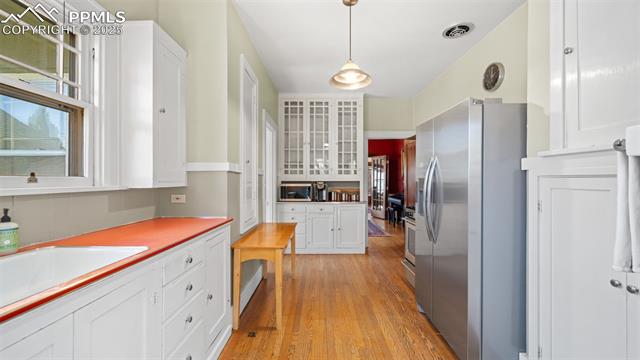 1927 N Nevada Avenue