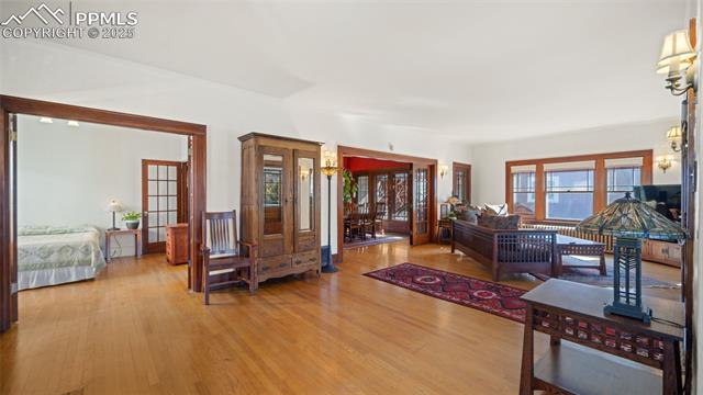 1927 N Nevada Avenue