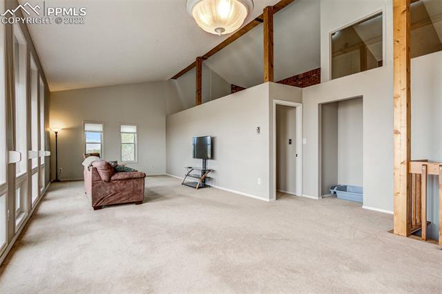 10445 Rolling Ridge Road