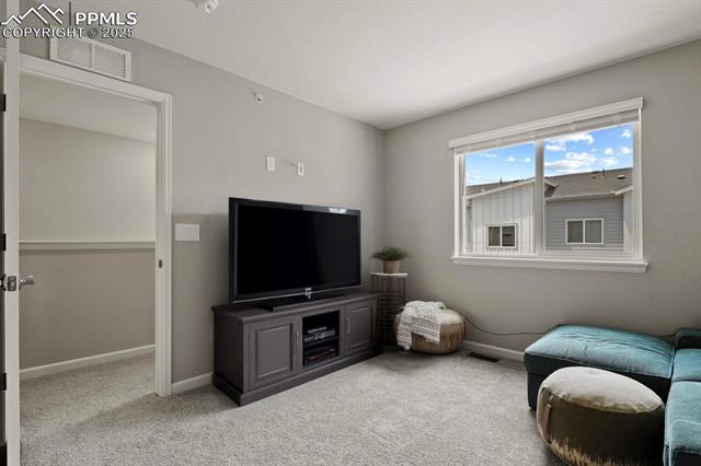 3439 Berg Point