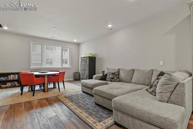 3439 Berg Point