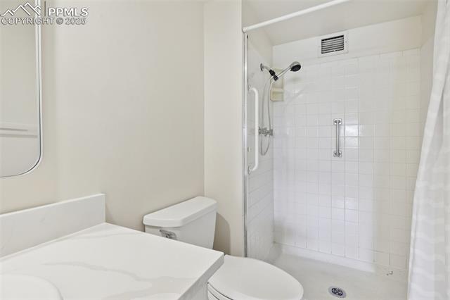 6980 E Girard Avenue 204