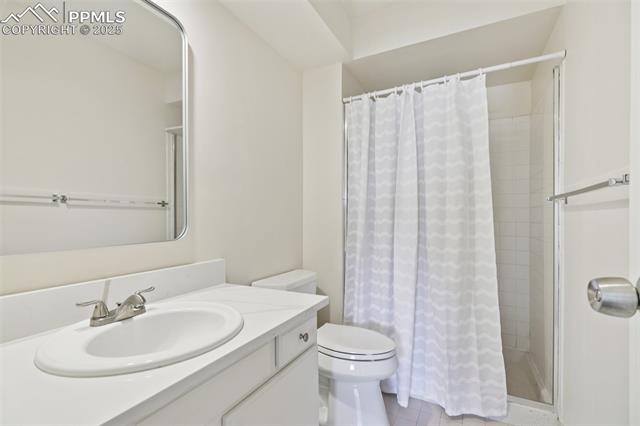 6980 E Girard Avenue 204