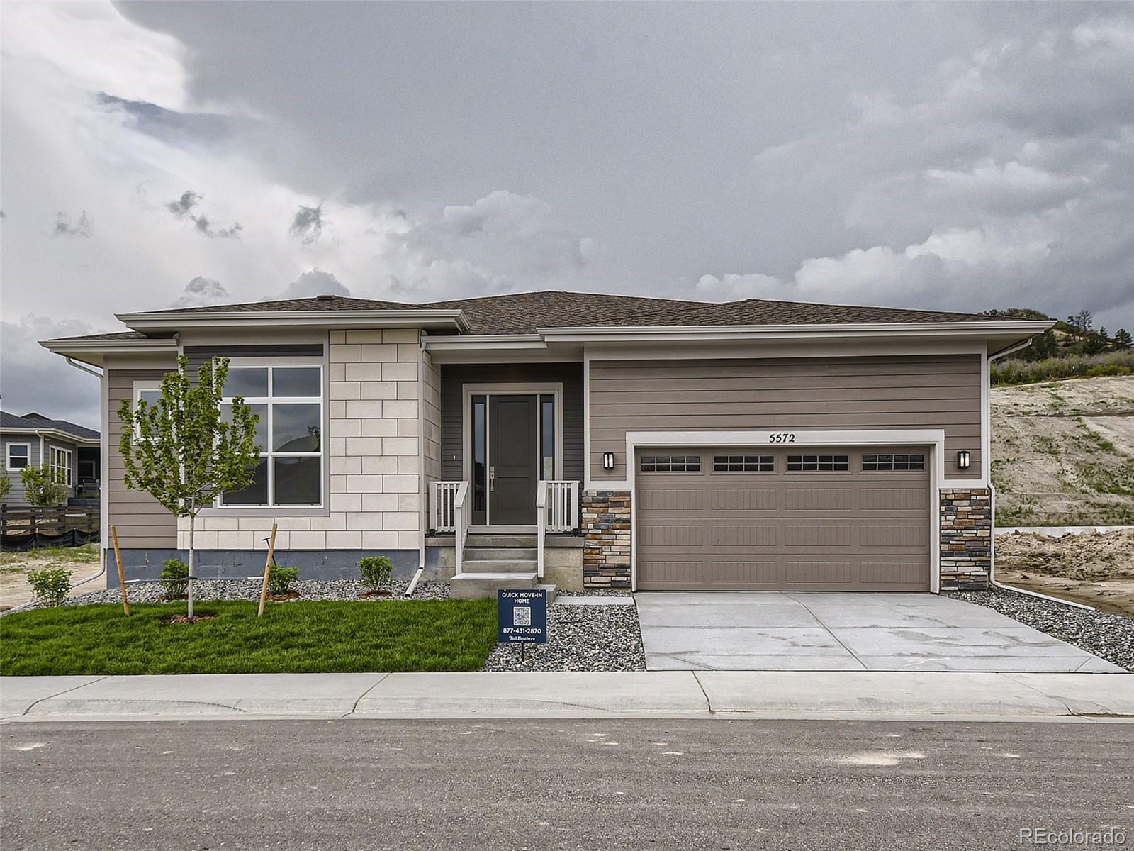5572 Shadescale Way