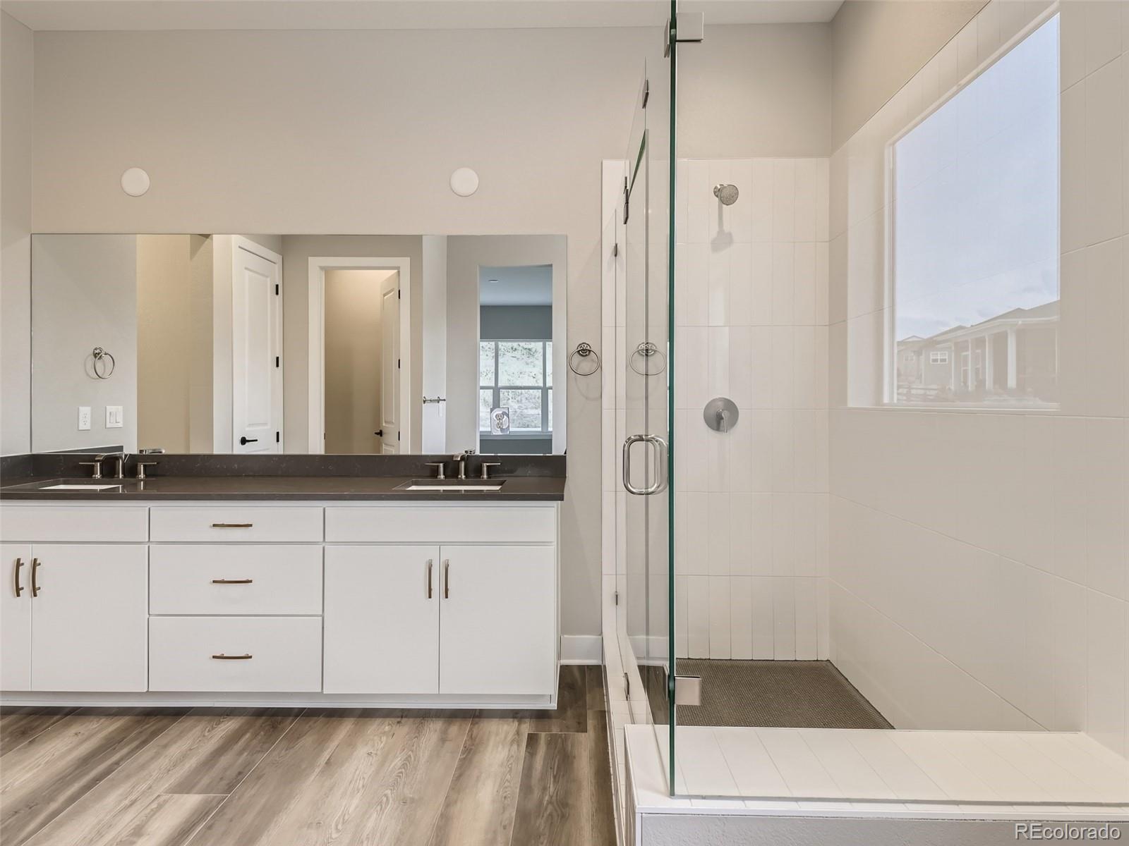 5572 Shadescale Way