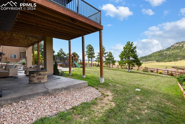 1142 Greenland Forest Drive