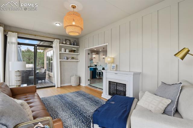 1142 Greenland Forest Drive