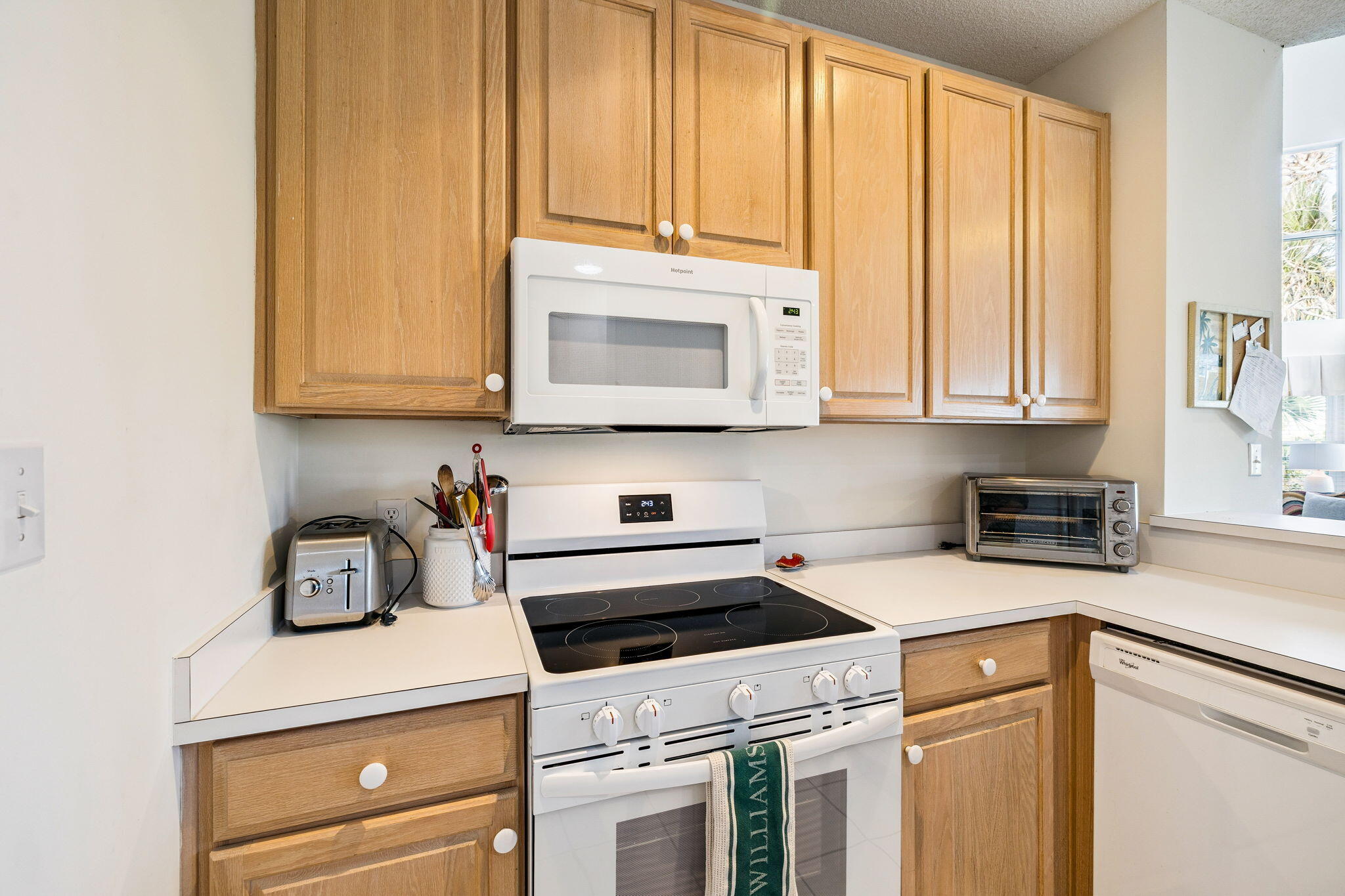 979 Northshore Drive 979