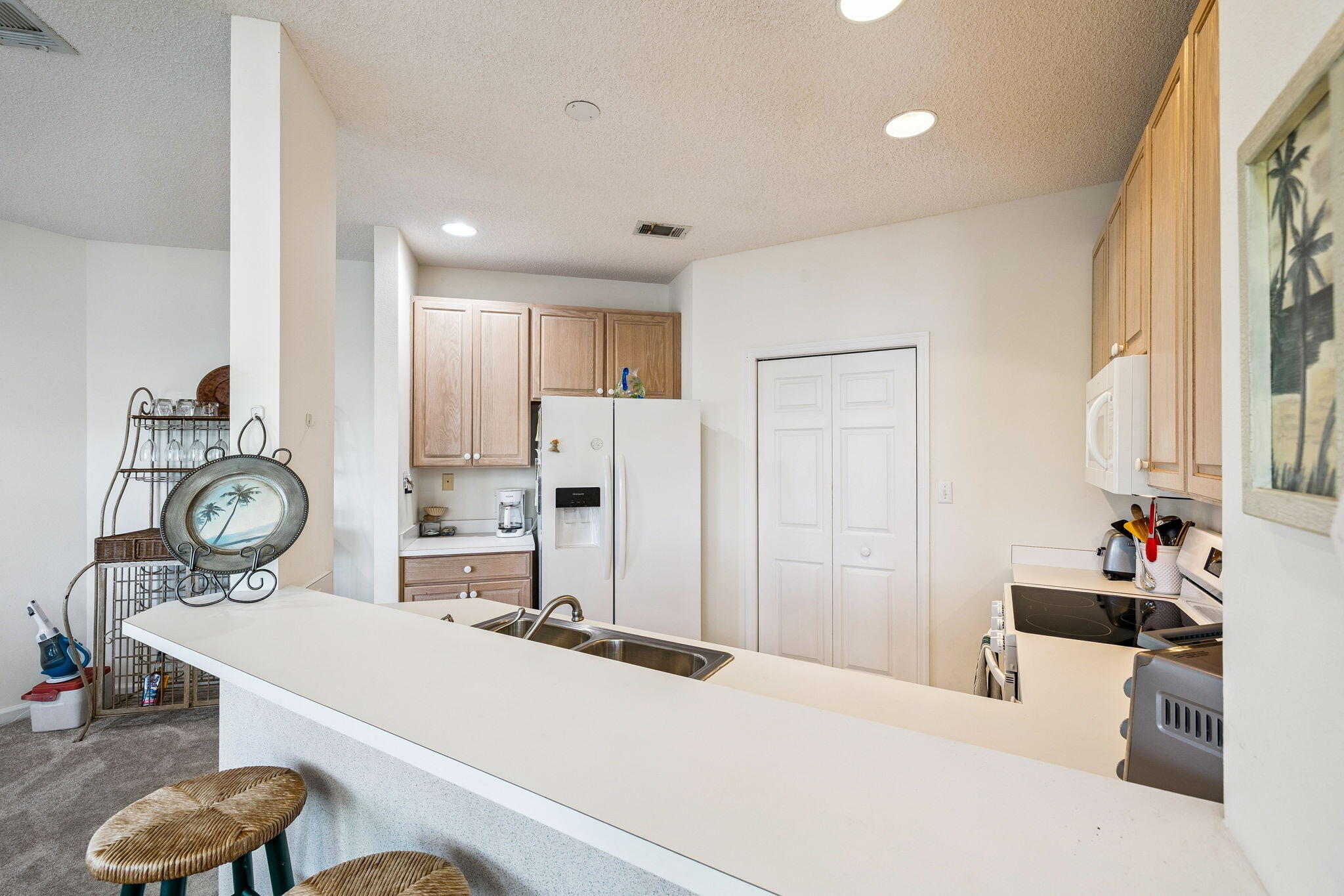 979 Northshore Drive 979