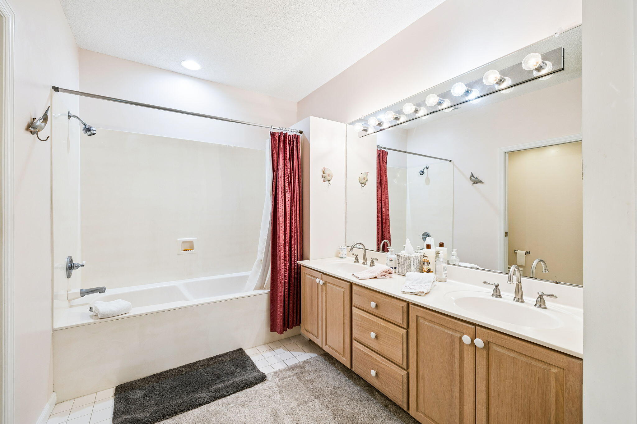 979 Northshore Drive 979