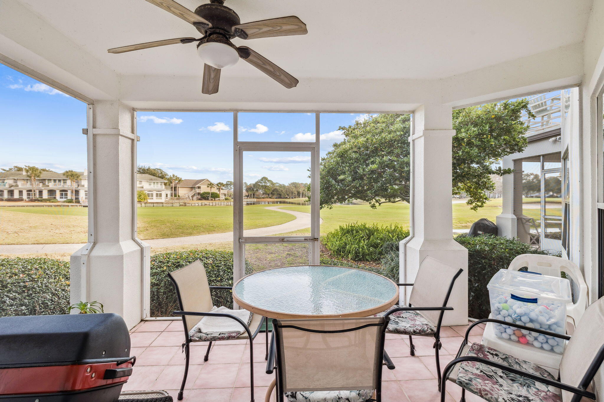 979 Northshore Drive 979