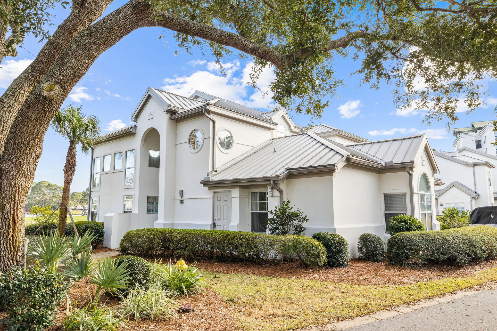 979 Northshore Drive 979