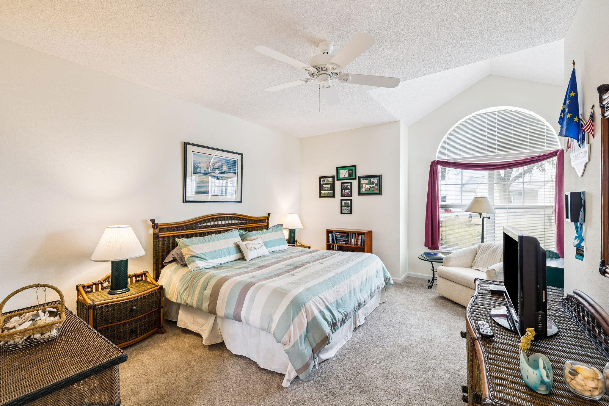 979 Northshore Drive 979