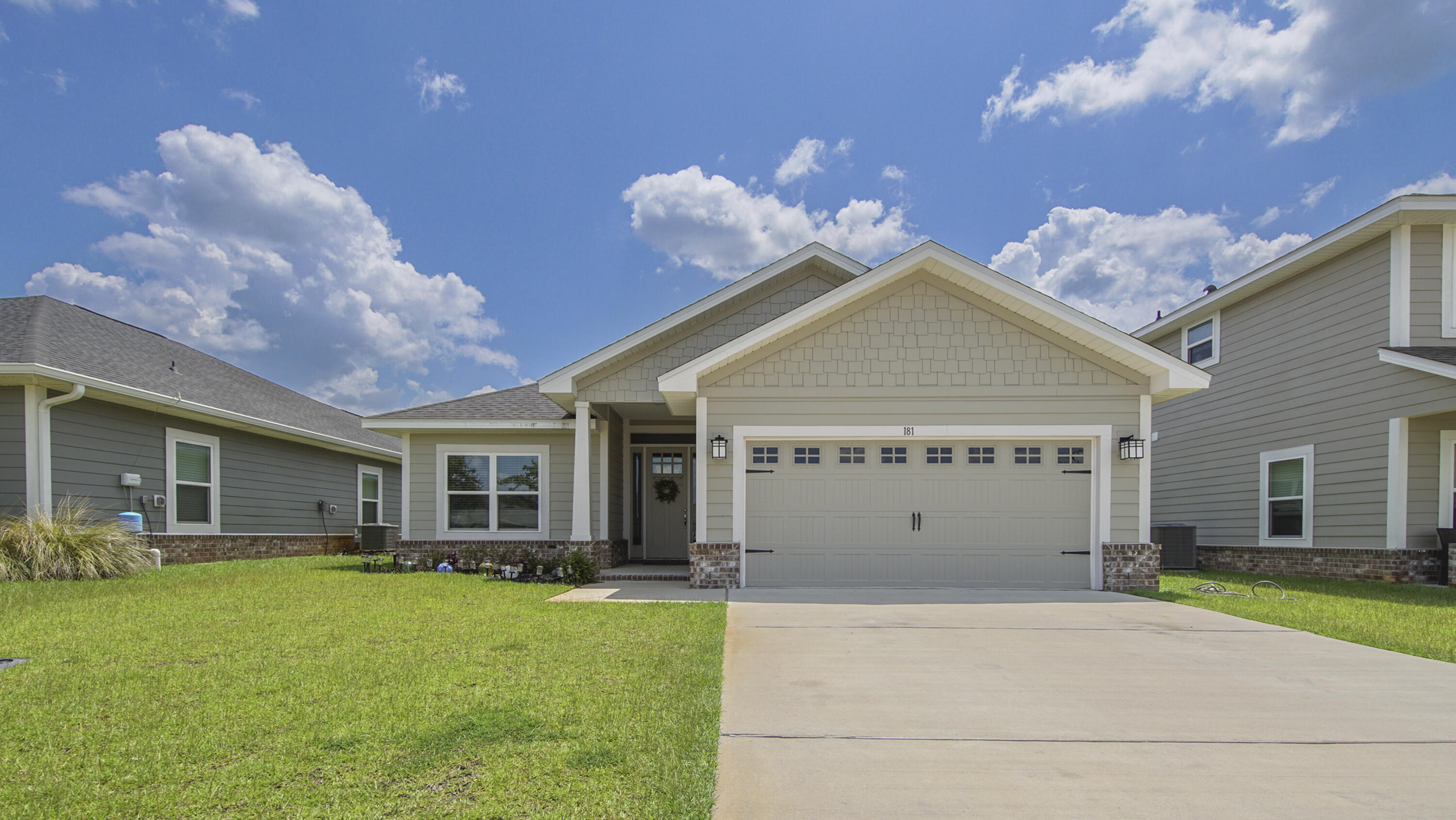 181 S Speckled Trout Lane