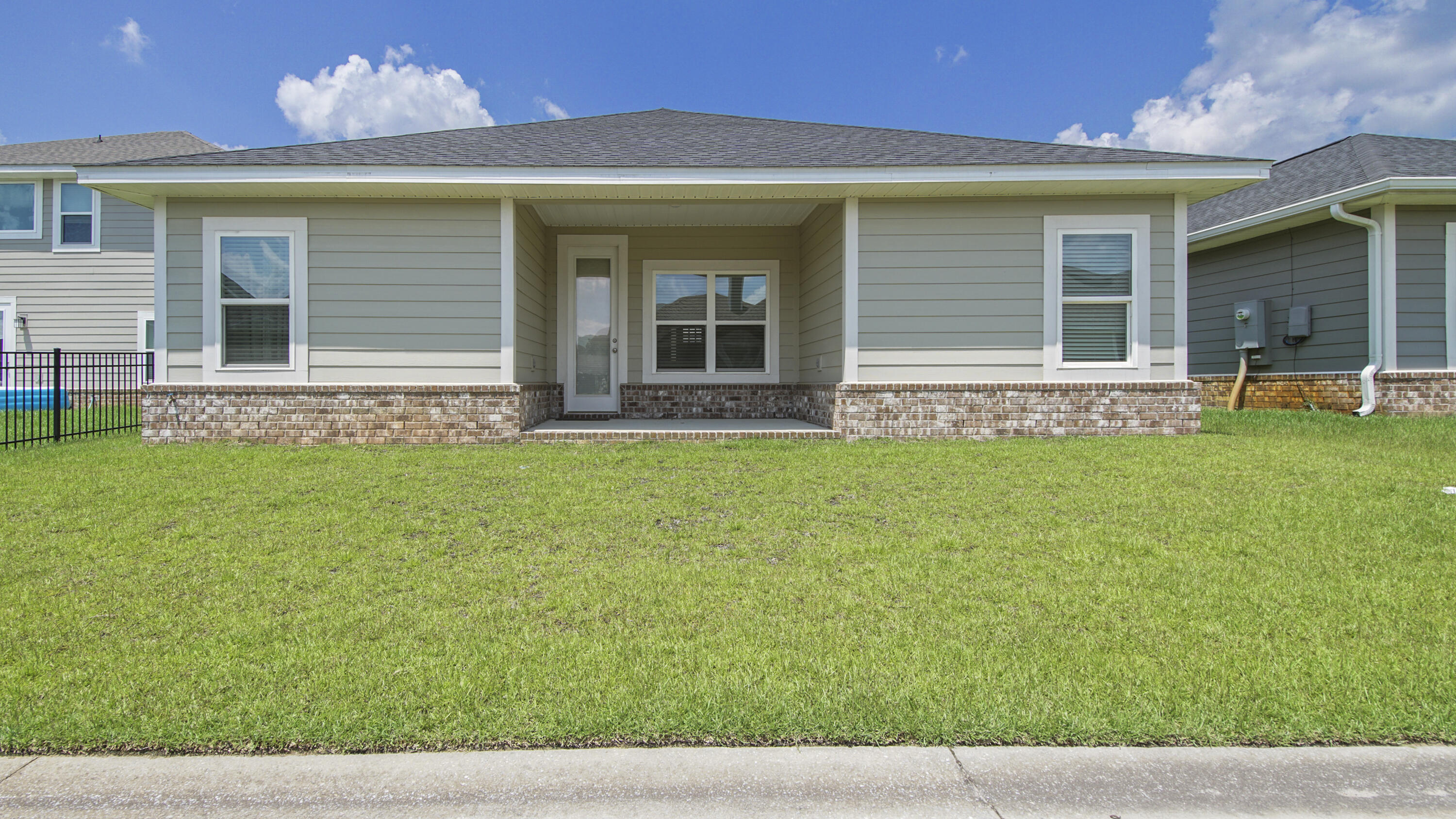 181 S Speckled Trout Lane
