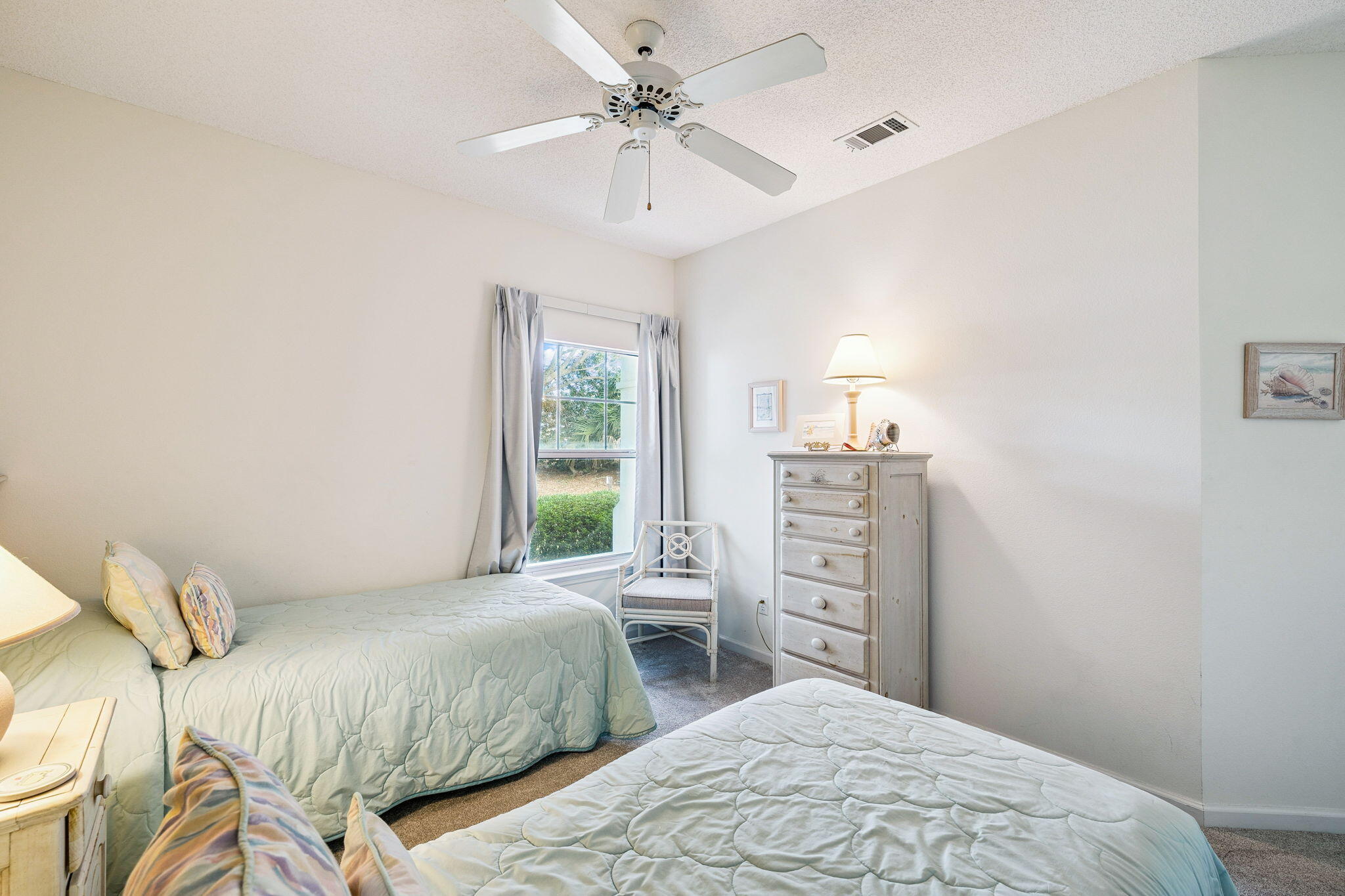 979 Northshore Drive