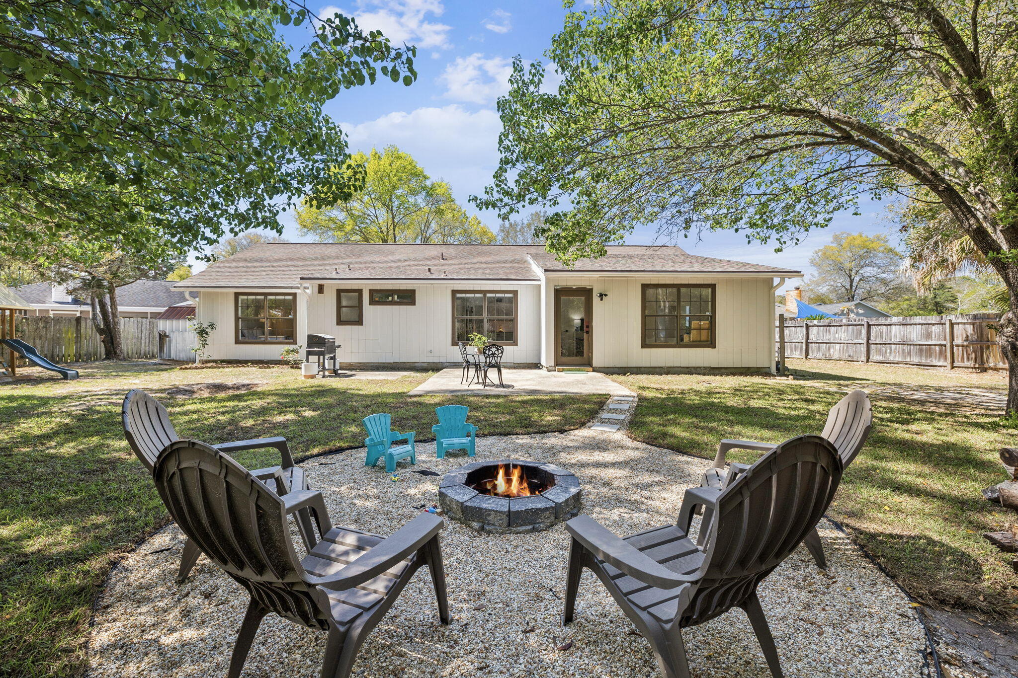 124 Meadow Woods Lane