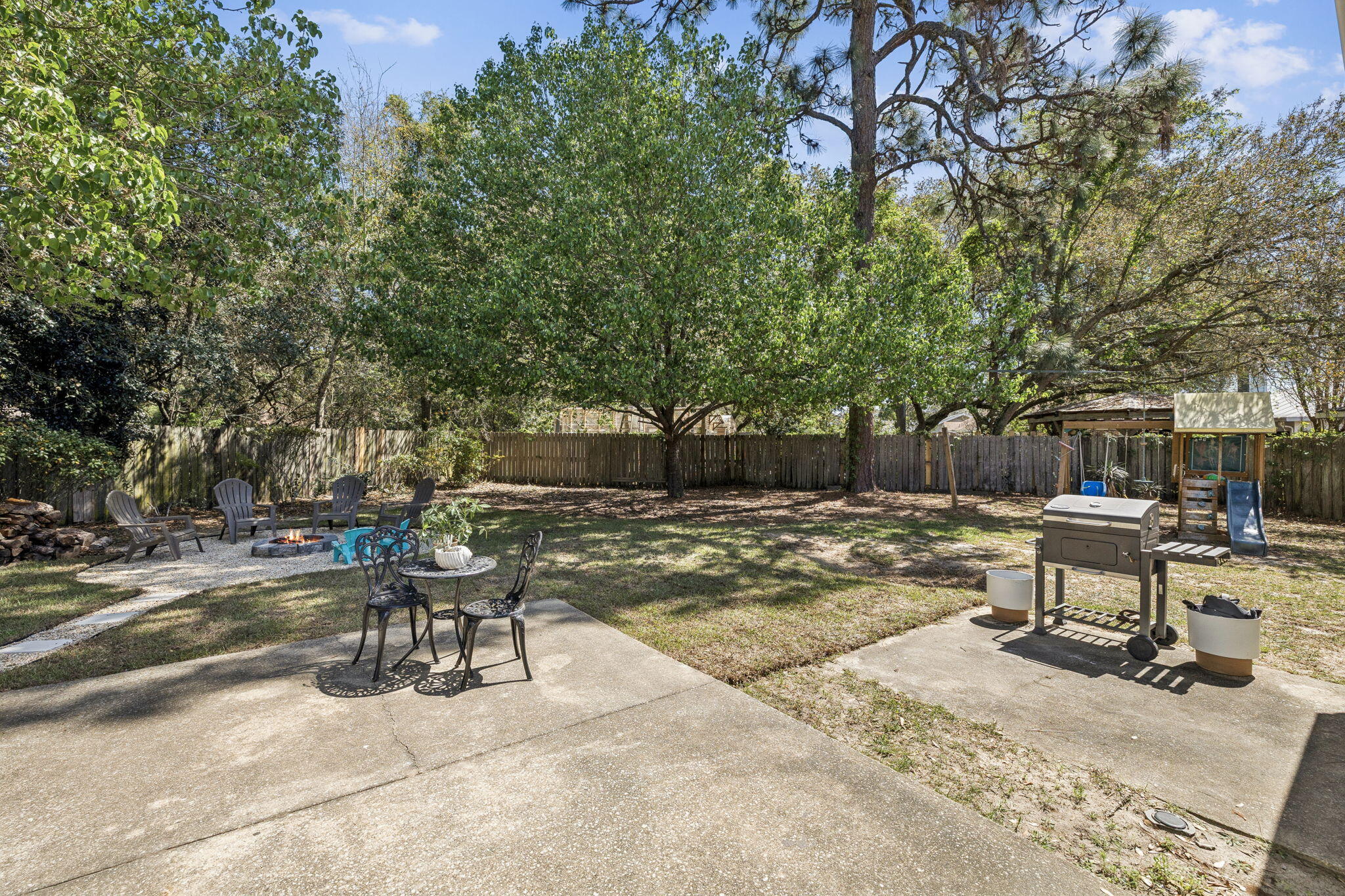 124 Meadow Woods Lane