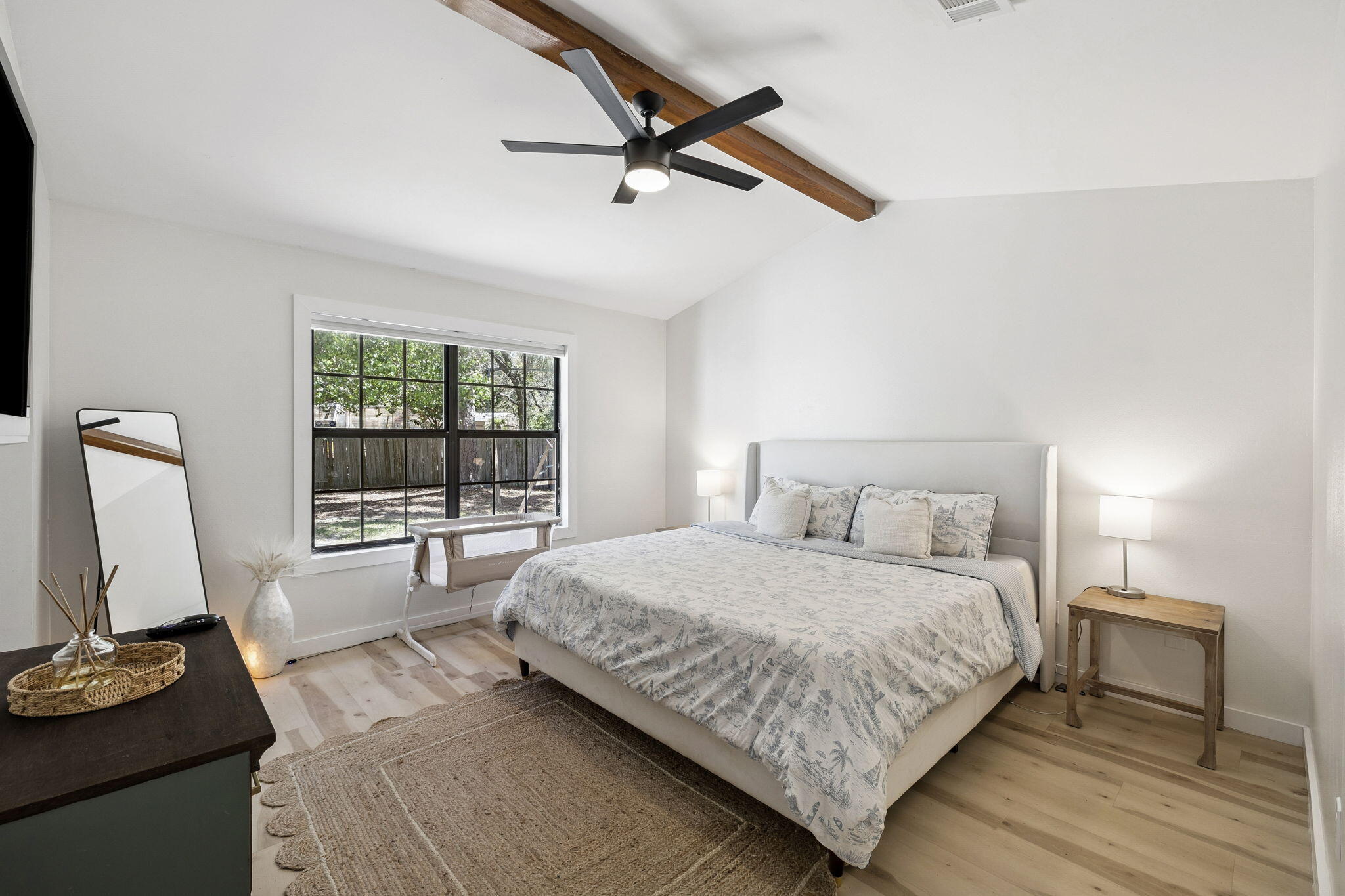 124 Meadow Woods Lane