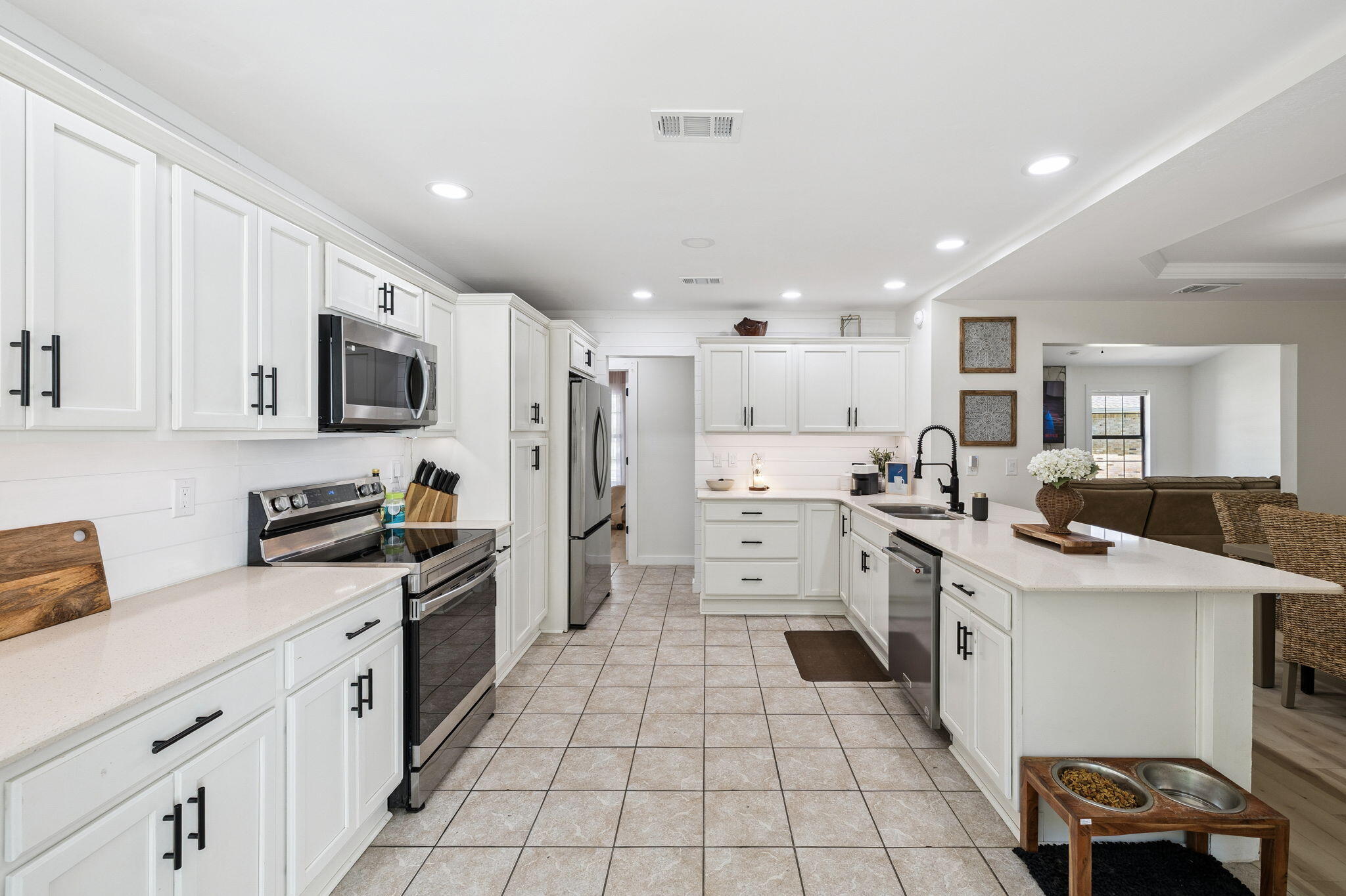 124 Meadow Woods Lane