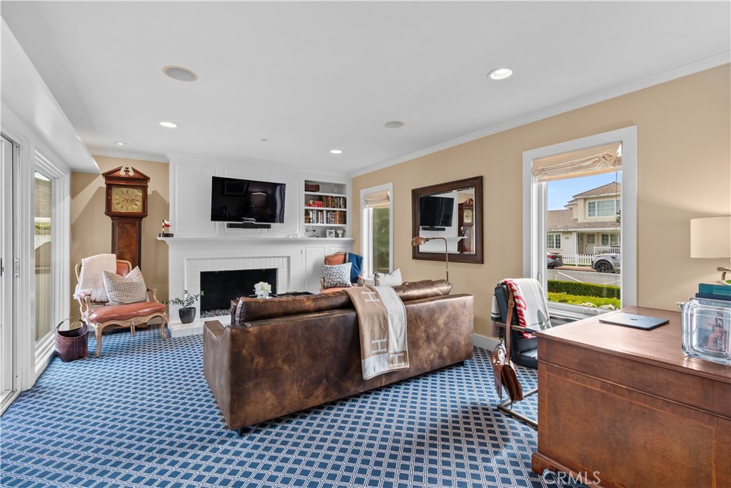 1230 Essex Lane