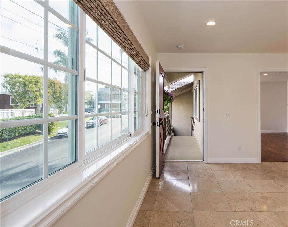 521 Jasmine Avenue 1/2