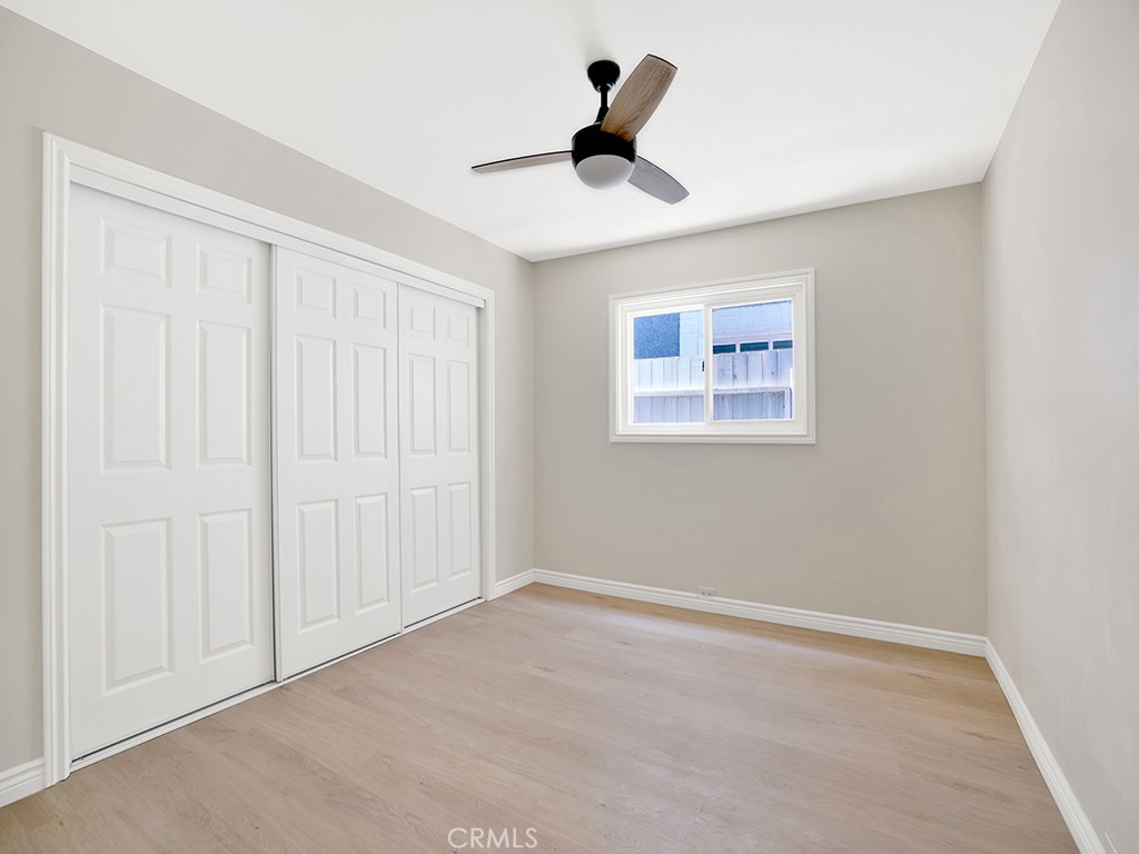 2210 W Oceanfront 1/2