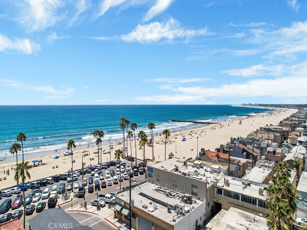 2210 W Oceanfront 1/2