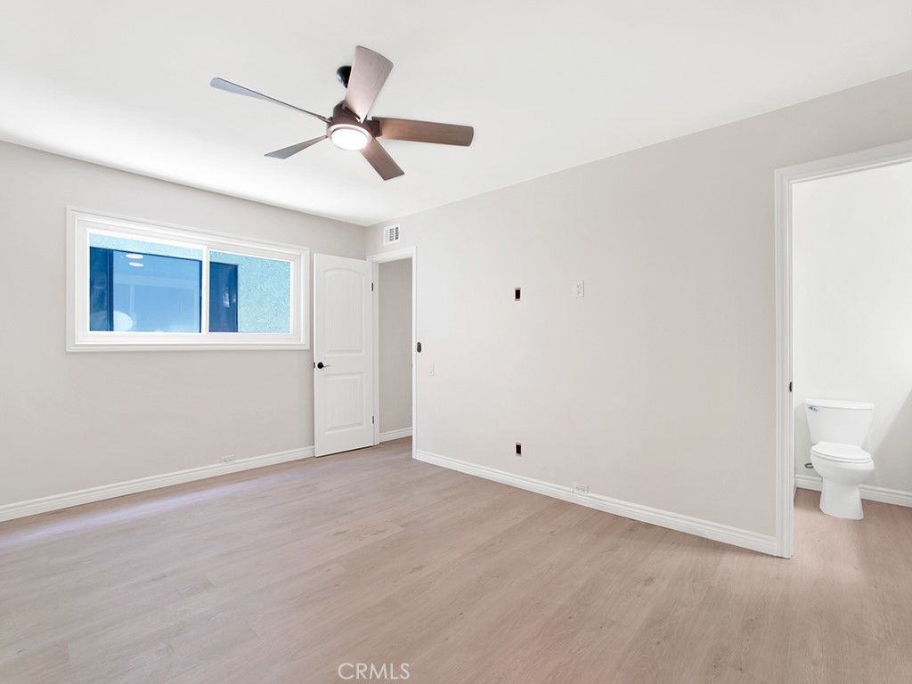 2210 W Oceanfront 1/2