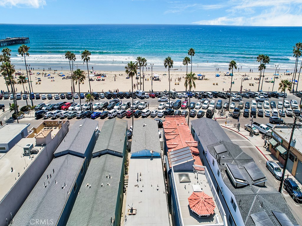 2210 W Oceanfront 1/2