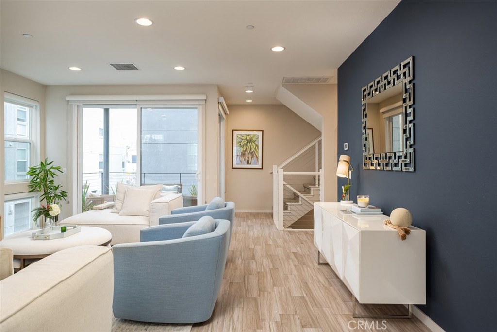 143 Tribeca Way