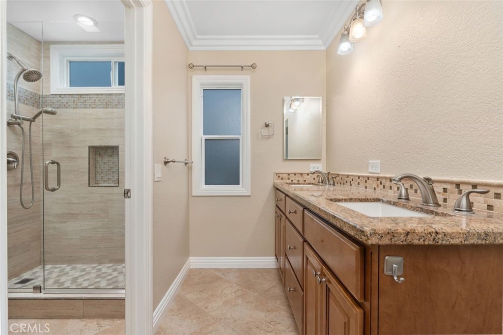 27724 Calle Valdes