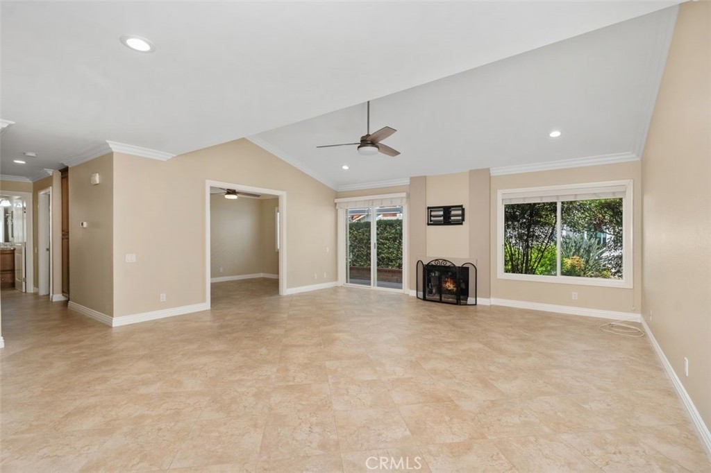 27724 Calle Valdes